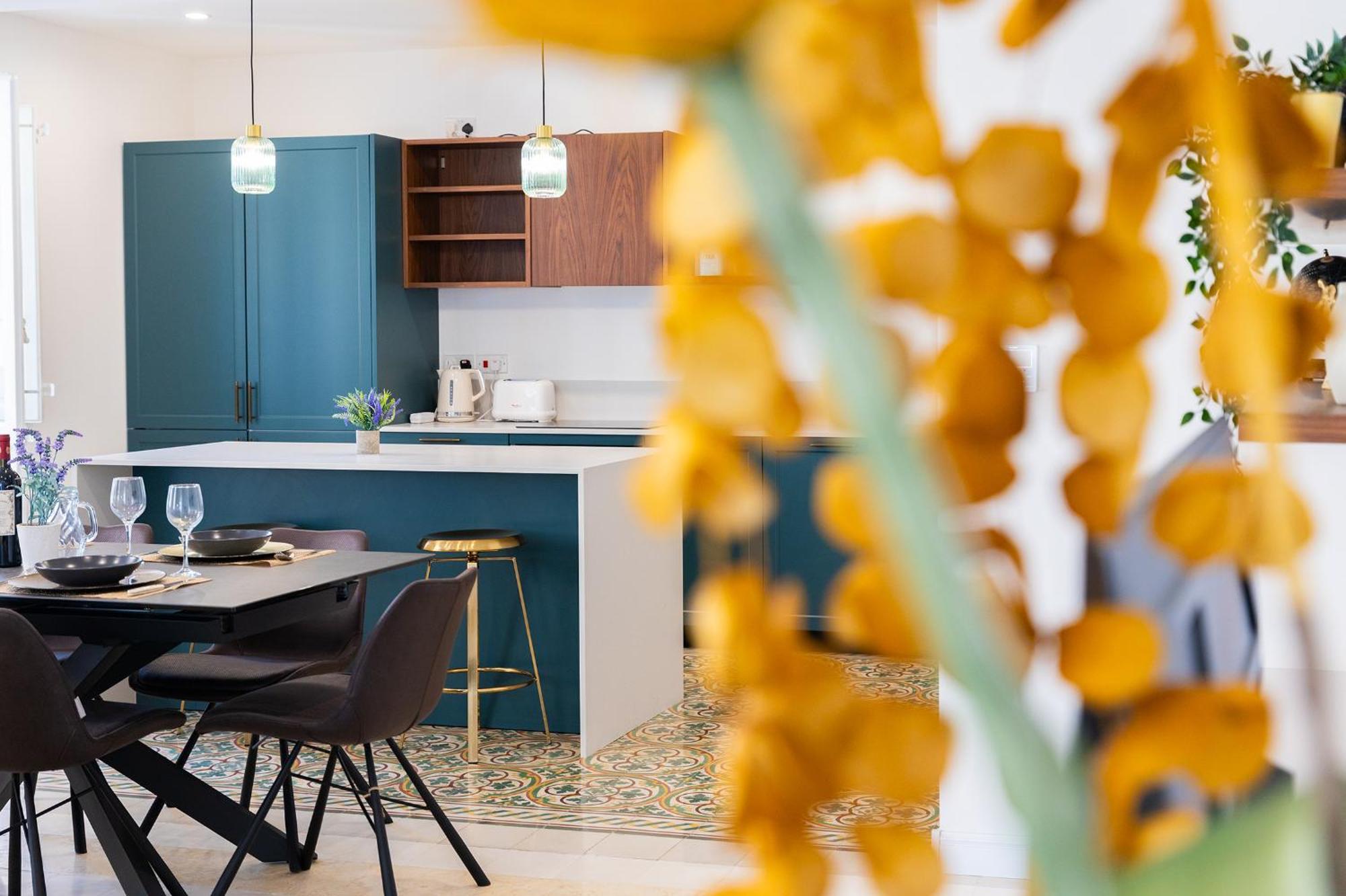 Florette Suite Designer Finish With Stunning Lounge Terrace By Arcobnb Floriana Exterior foto