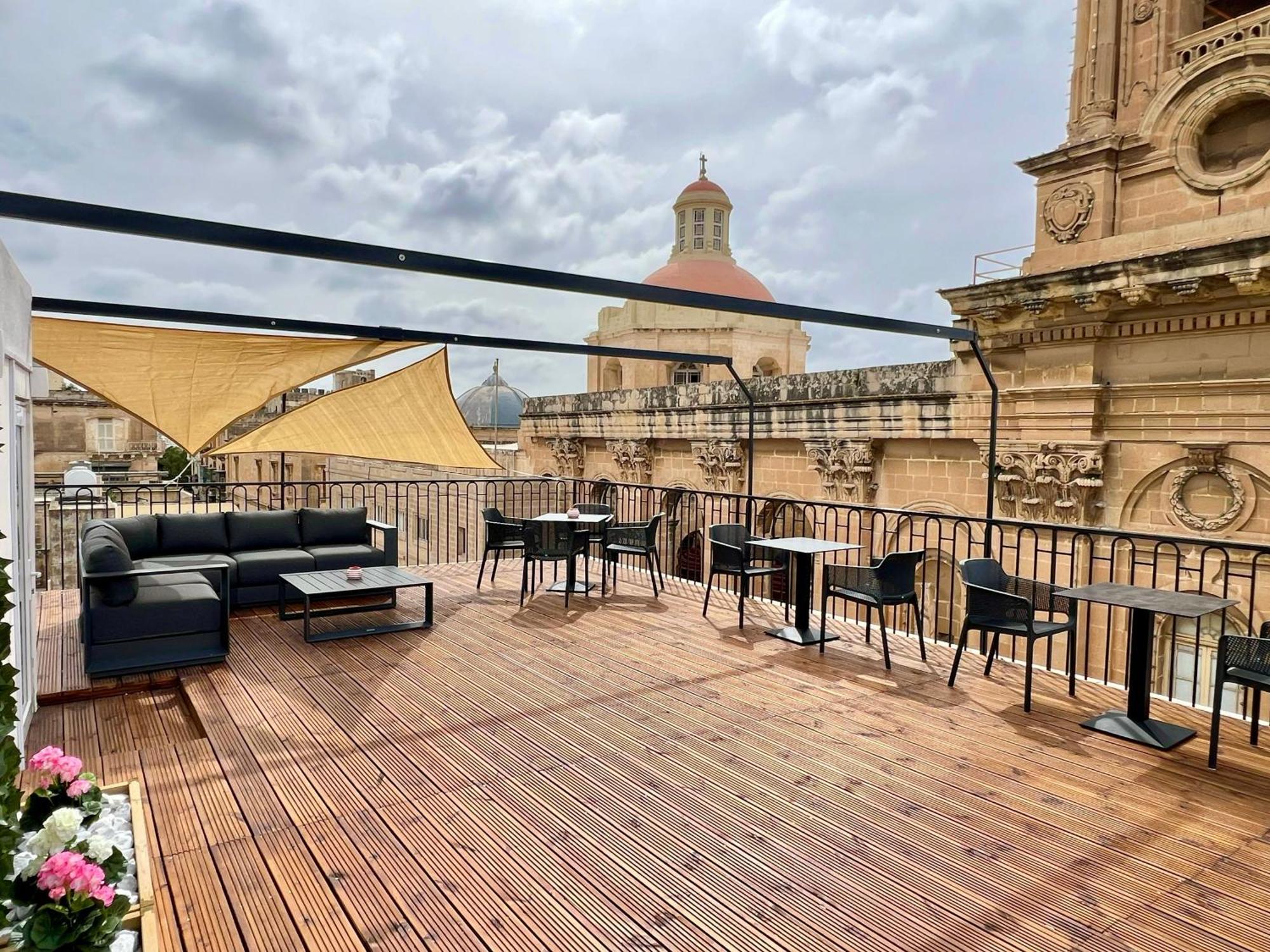 Florette Suite Designer Finish With Stunning Lounge Terrace By Arcobnb Floriana Exterior foto